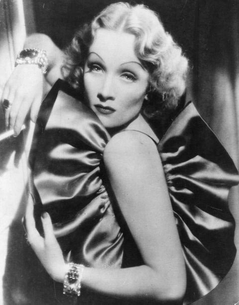 10 Old Hollywood Beauty Hacks for The Modern Woman | Fashionisers