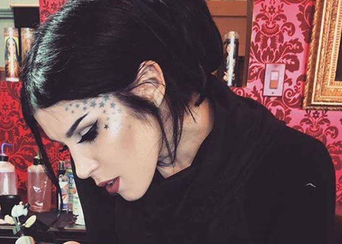 Kat Von D Teased Metal Crushed Highlighters and Launched The Glimmer Palette