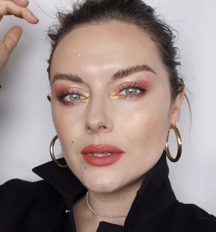 Rose Gold Makeup Ideas That Look Flattering on Everyone