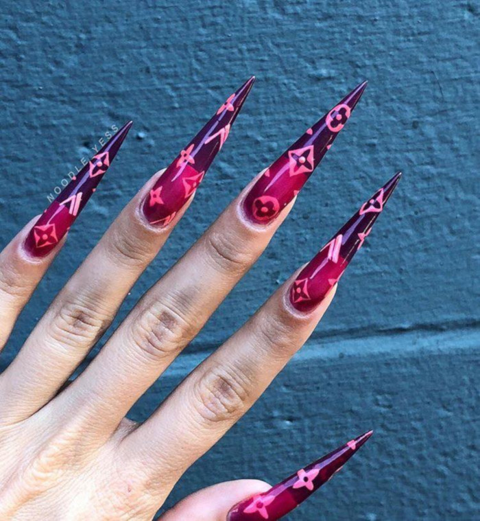 The-90s-Inspired-Jelly-Nails-Are-Trending-on-Instagram-logo nails