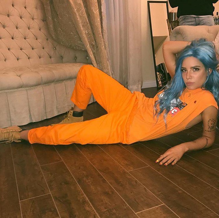 Sexy-Neon-Outfits-Are-The-Latest-Celeb-Trend-Halsey
