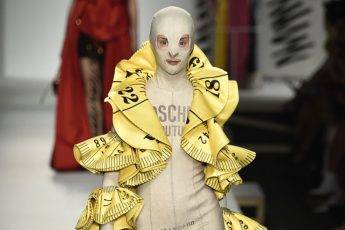 Moments-From-SS-2019-MFW-That-Made-Us-Go-WTF-Moschino