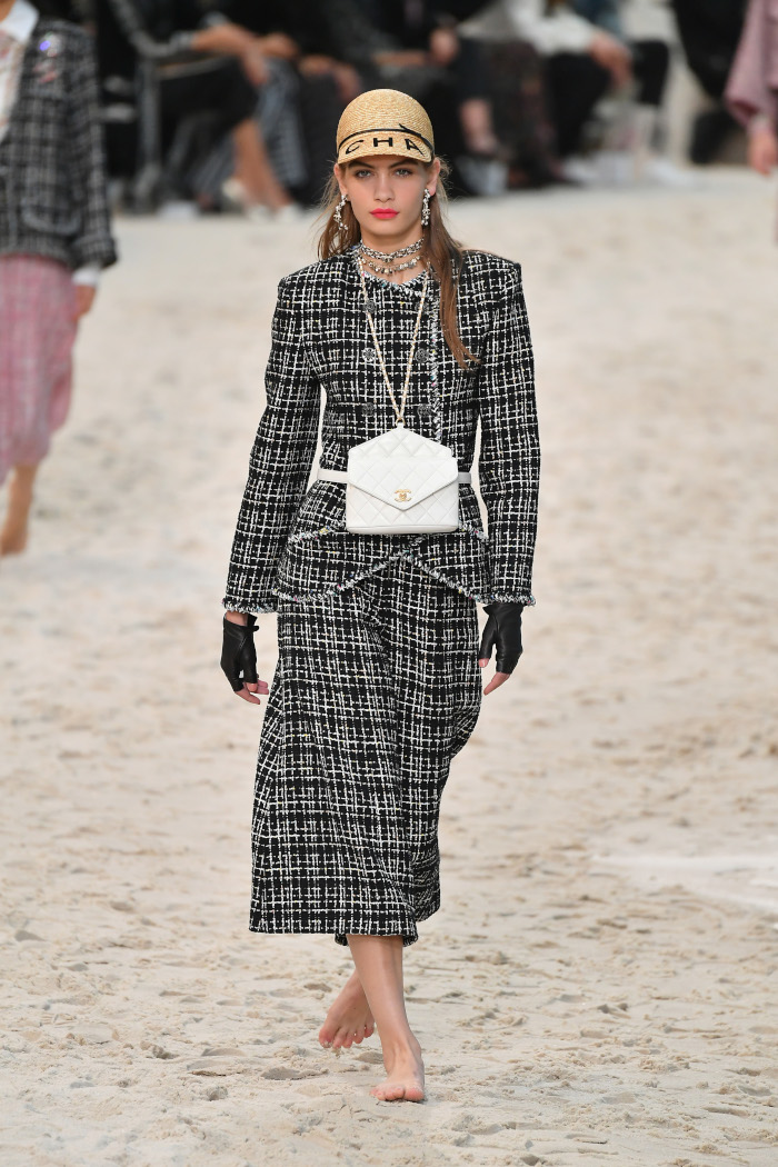 Fiercest-Business-Looks-From-SS-2019-PFW-For-Boss-Ladies-Chanel