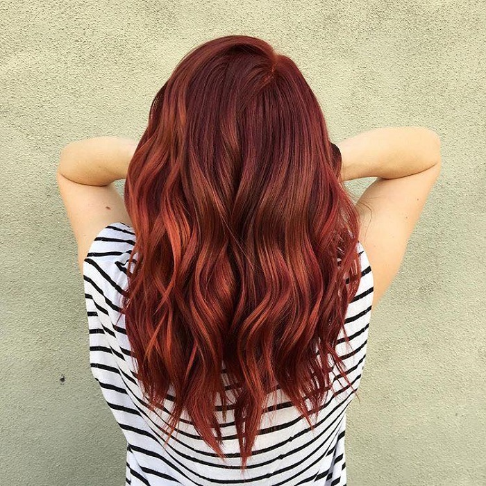 Flannel-Hair-Is-The-Trendiest-Fall-Color-You-Need-To-Try-dark red hair