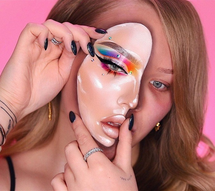 The-Most-Mind-Blowing-“Mask”-Makeup-Looks-Seen-on-Instagram-rainbow lids