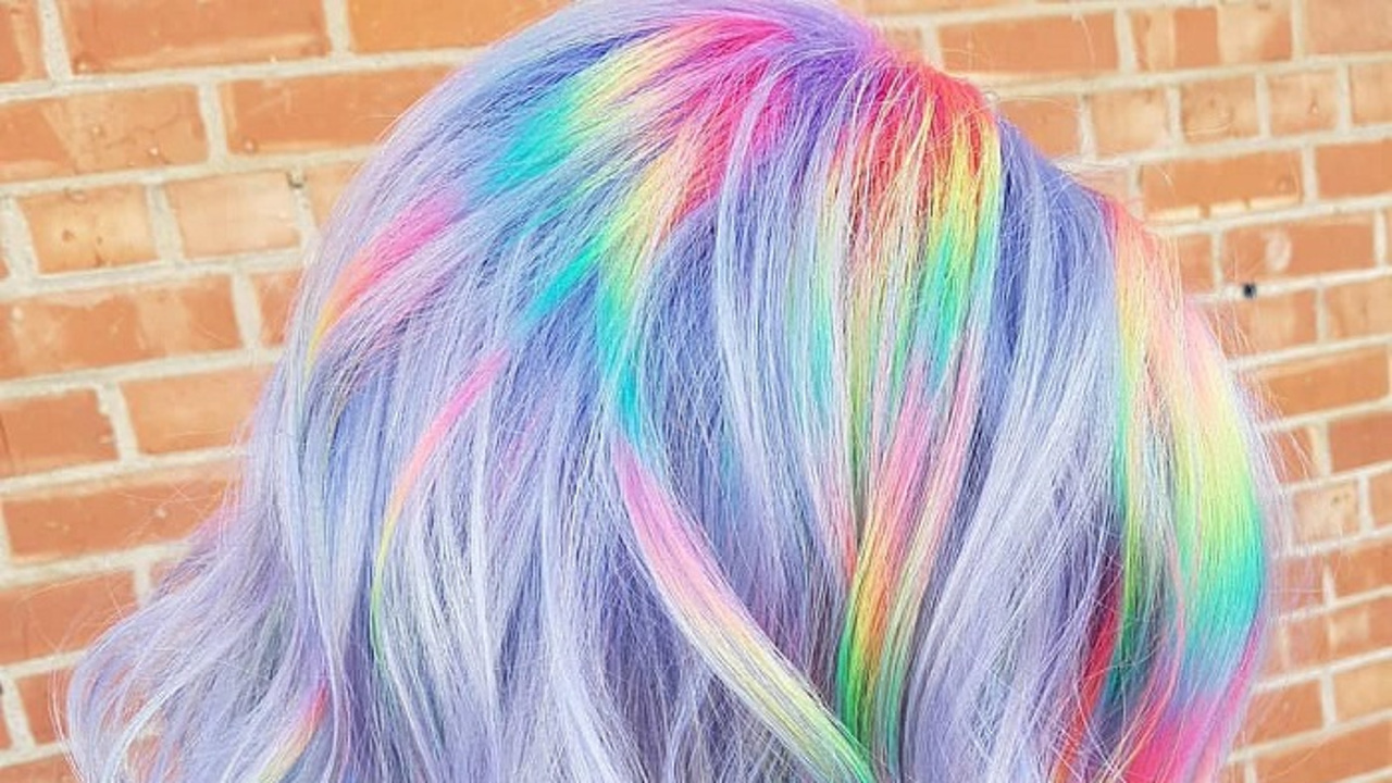 vibrant hair color highlighting ideas