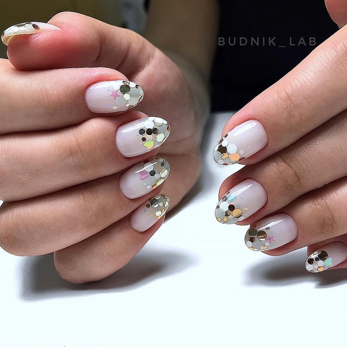 The Trendiest French Manicure Inspo For Winter | Fashionisers© - Part 7