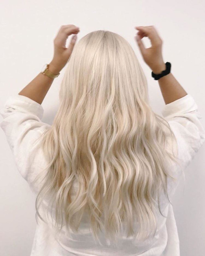 Scandi-Blonde-is-The-Hair-Trend-That-Will-Keep-You-Cool-During-Hot-Days-2