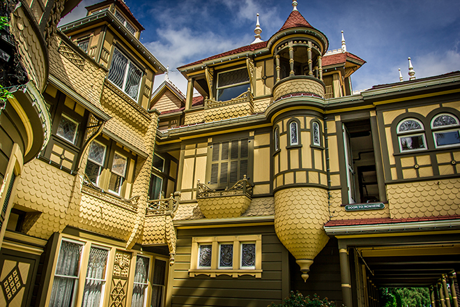 the-winchester-mystery-house-sarah-winchester-malorie-mackey-door-to-nowhere