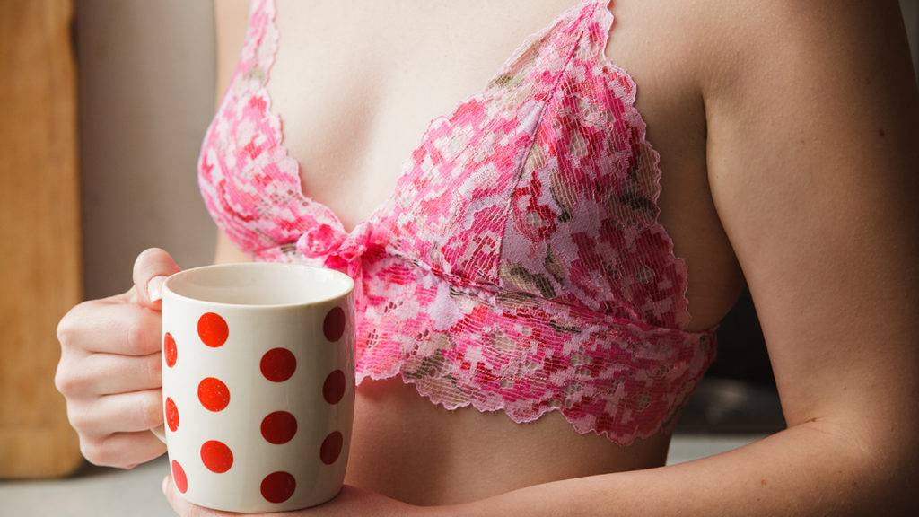 The-Best-Bras-for-Women-with-a-Small-Bust-main-image