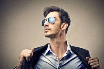 What-Men-Should-Wear-in-Ibiza-2019-sunglasses