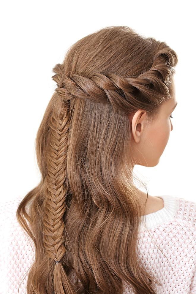 12-Best-Hairstyles-for-a-Student-Party-braids-2