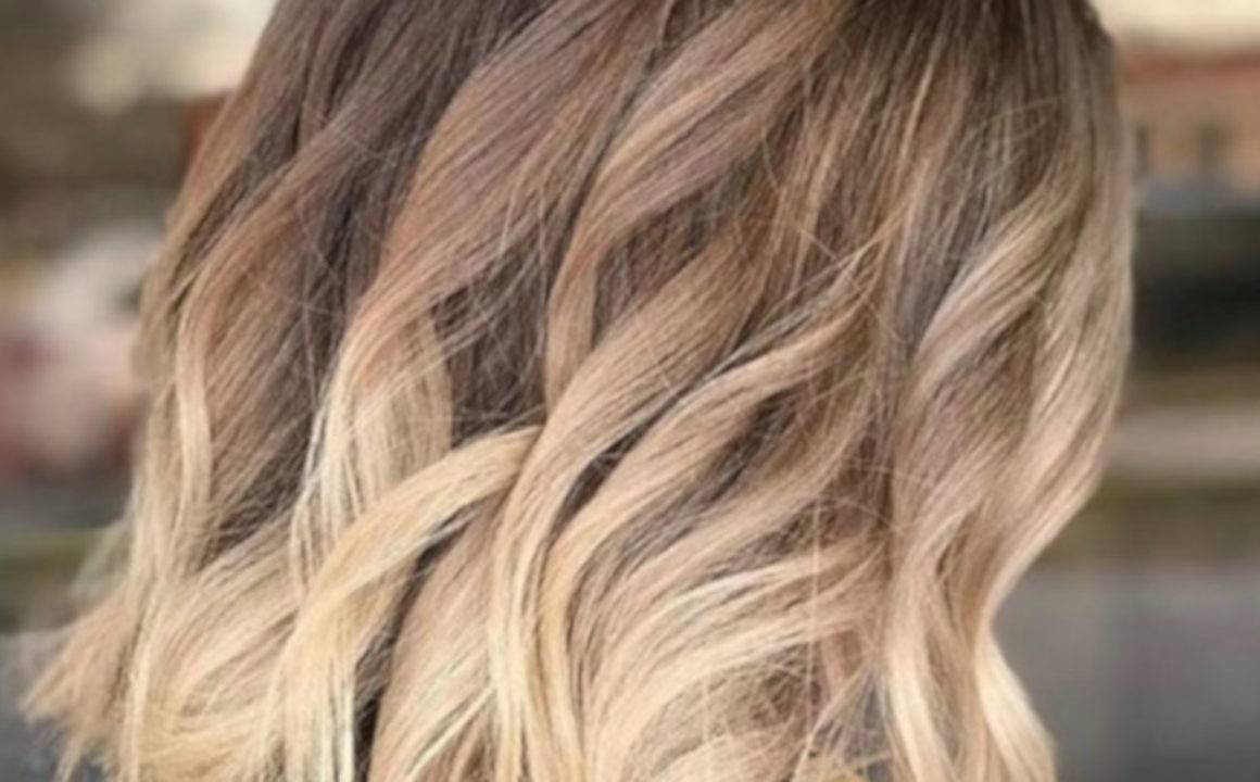 Dirty Blonde is The Trending Hair Color Lazy Girls Will Love 8