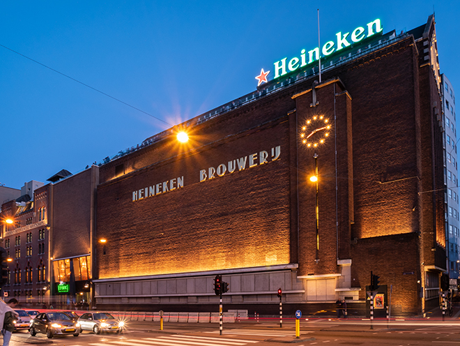 You-Should-Definitely-Try-this-Immersive-Experience-When-Visiting-Amsterdam-Heineken-experience-2