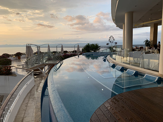 where-to-stay-in-puerto-vallarta-almar-resort-grand-miramar-2