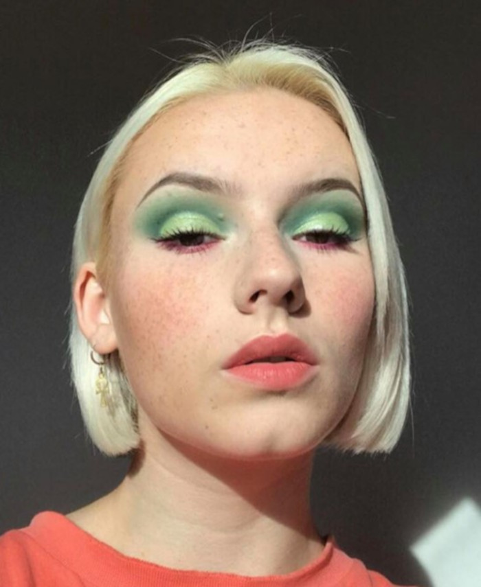 mint green makeup looks for fall