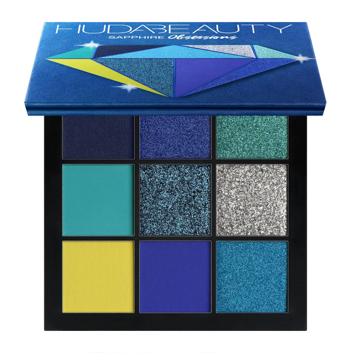 10 classic blue beauty products pantone color of the year 2020 - huda beauty obsessions precious stones eyeshadow palette sapphire