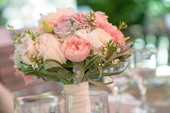 funny-yet-formal-invites-fashionisers-wedding-flowers