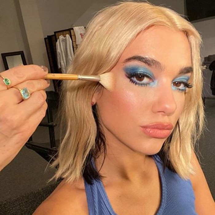 celebrities blue makeup trend