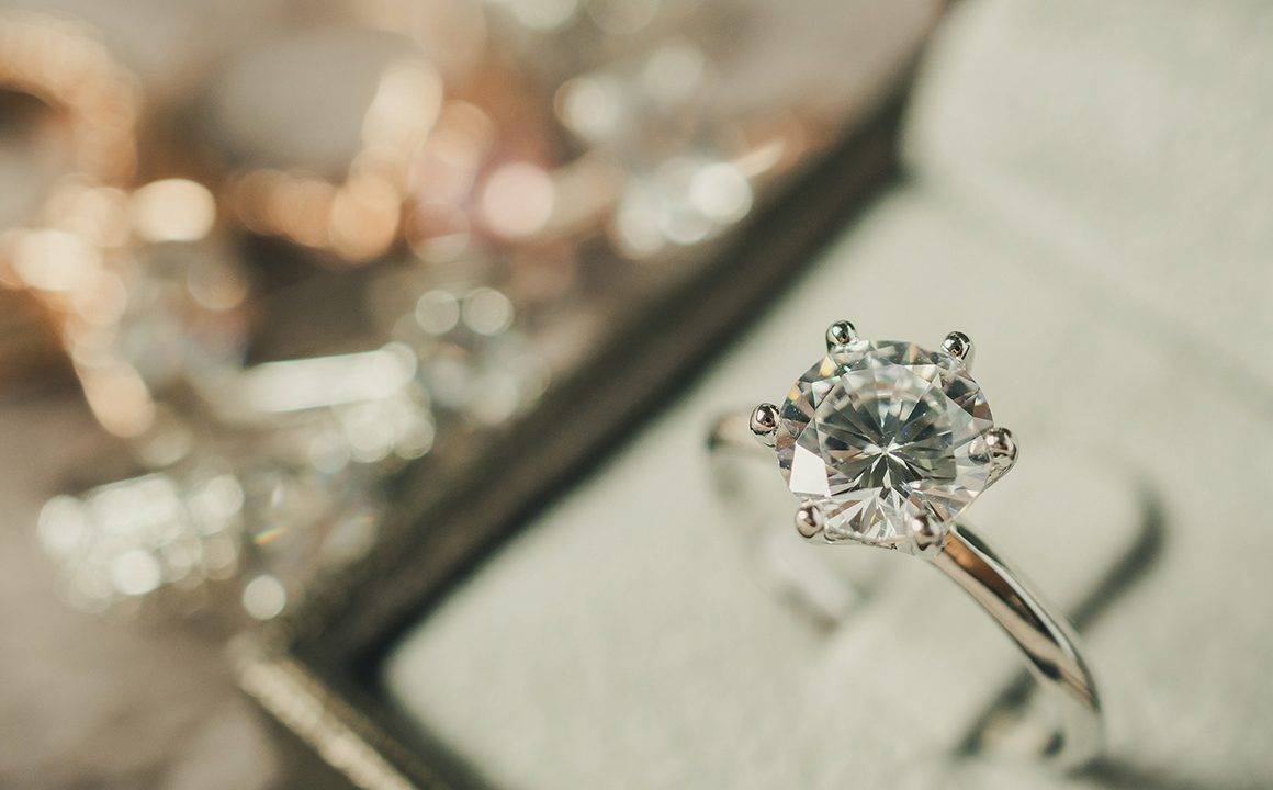 Engagement-Rings-you-Need-to-Look-Marvelous-main-image