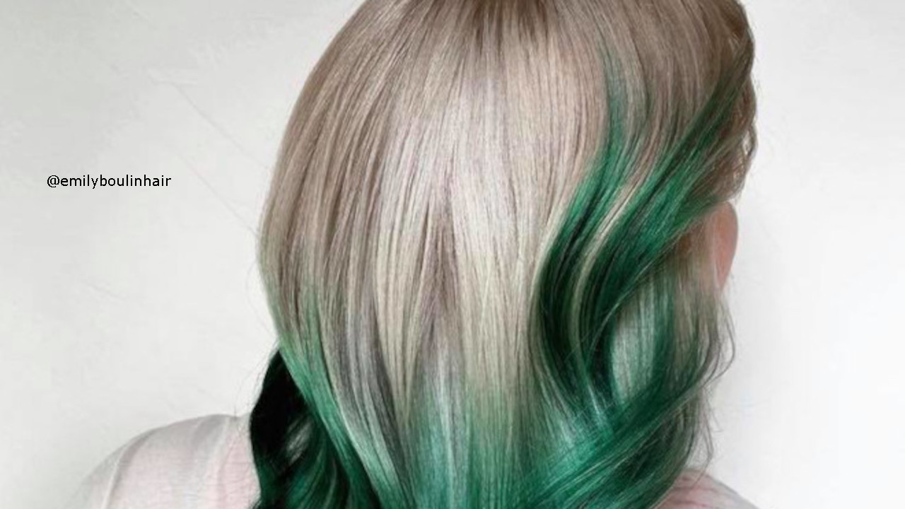 This Fall's Evergreen Hair Color Trend is Not For The Faint of Heart |  Fashionisers©