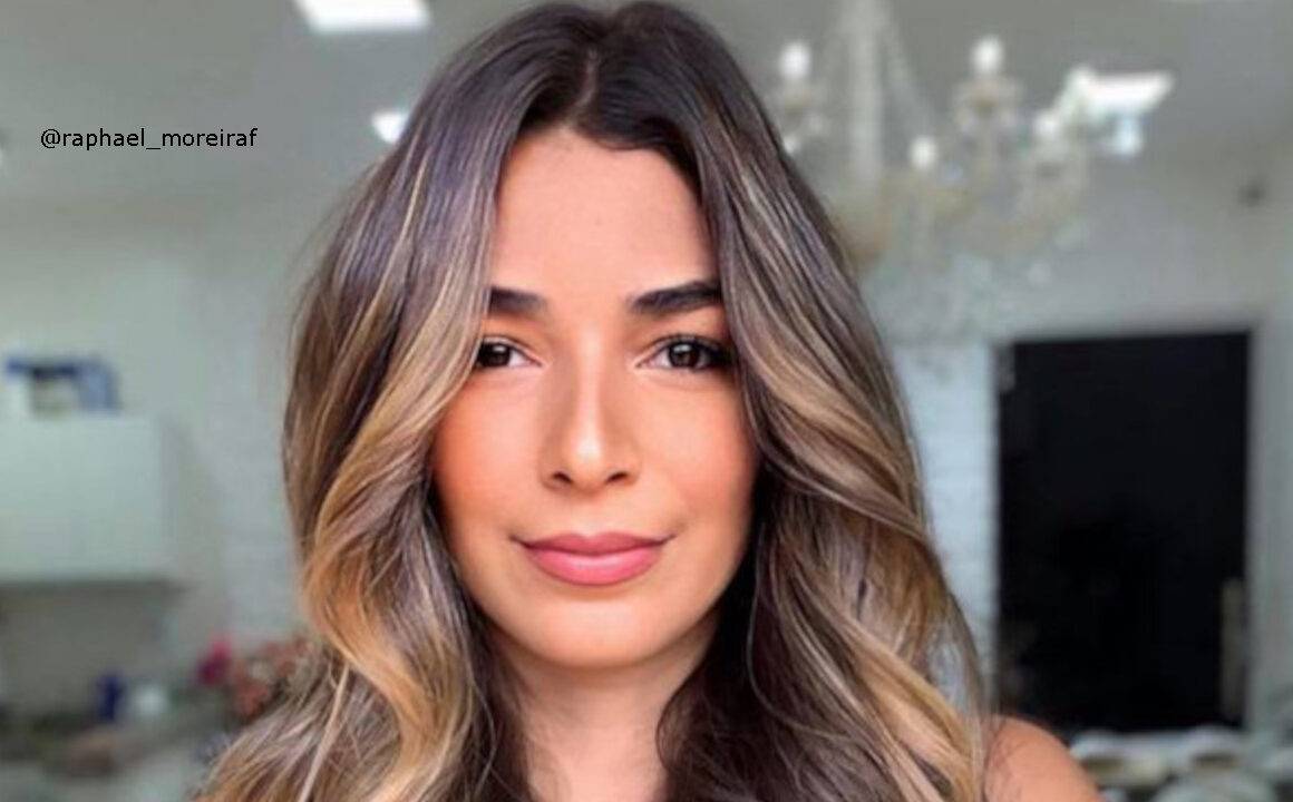 Smoky Gold Hair Is The Biggest Comeback Trend For Fall