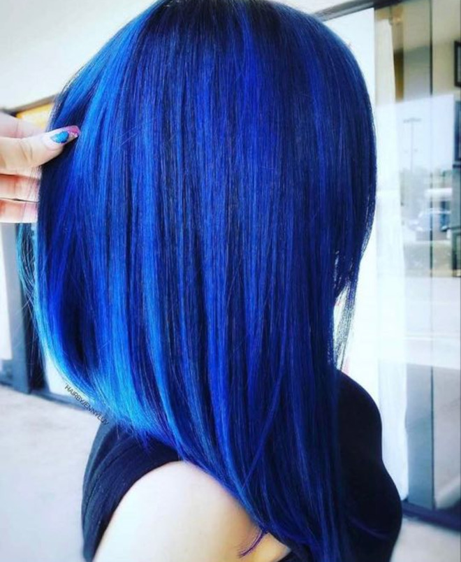 which fall hair color to try based on your zodiac sign - pisces classic blue hair