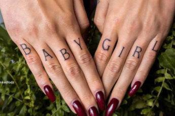 Chic Finger Tattoos For Women