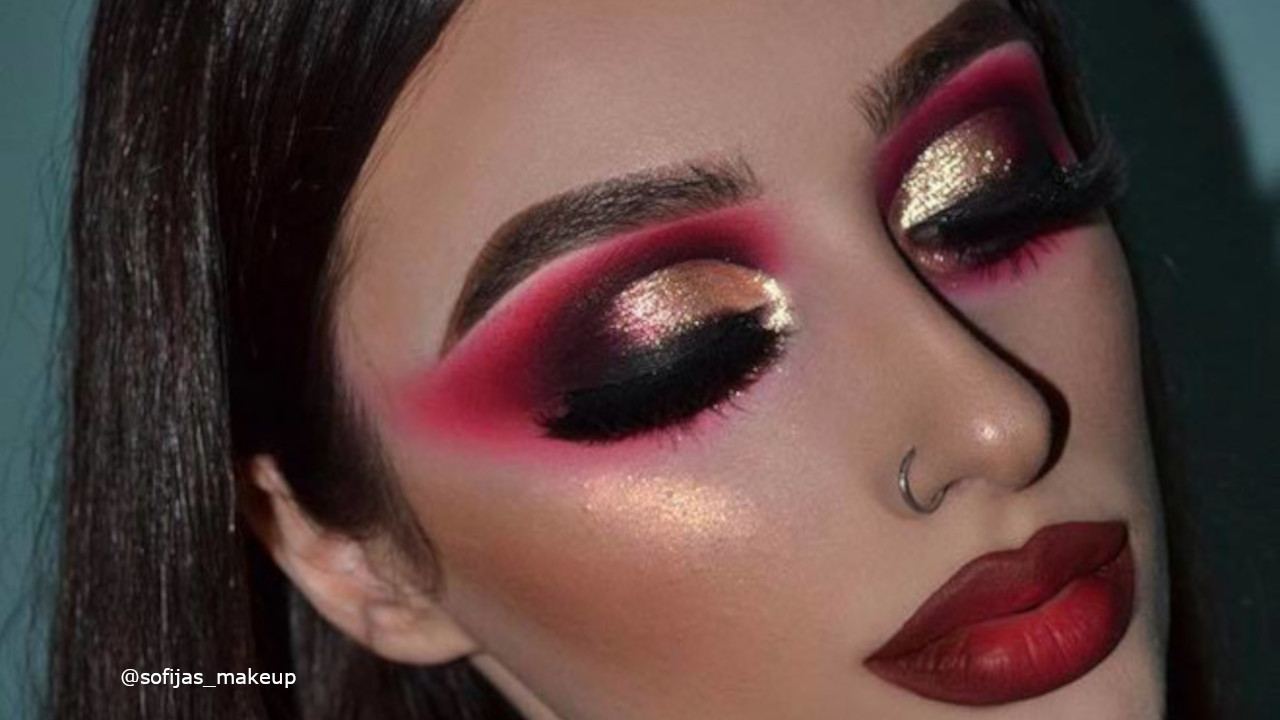 Modstand indhold Adelaide Here Is How To Wear The Risky Red Eyeshadow Ahead Of Halloween |  Fashionisers©