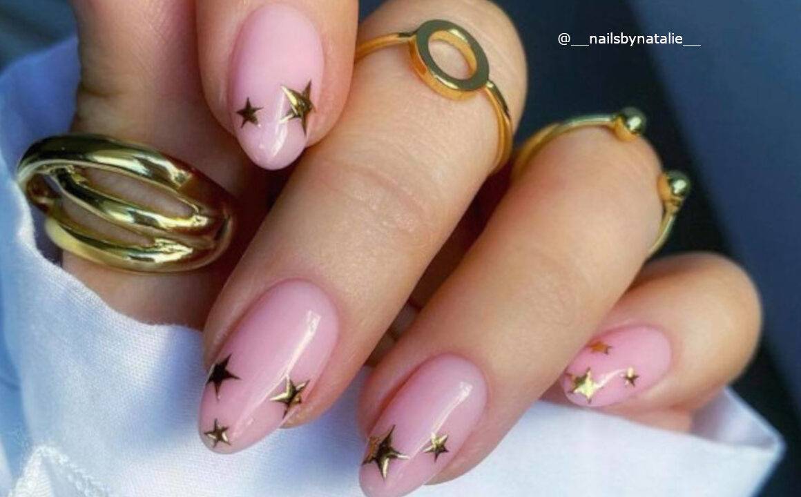 Get Your Tips Looking on Point With Star Nail Designs
