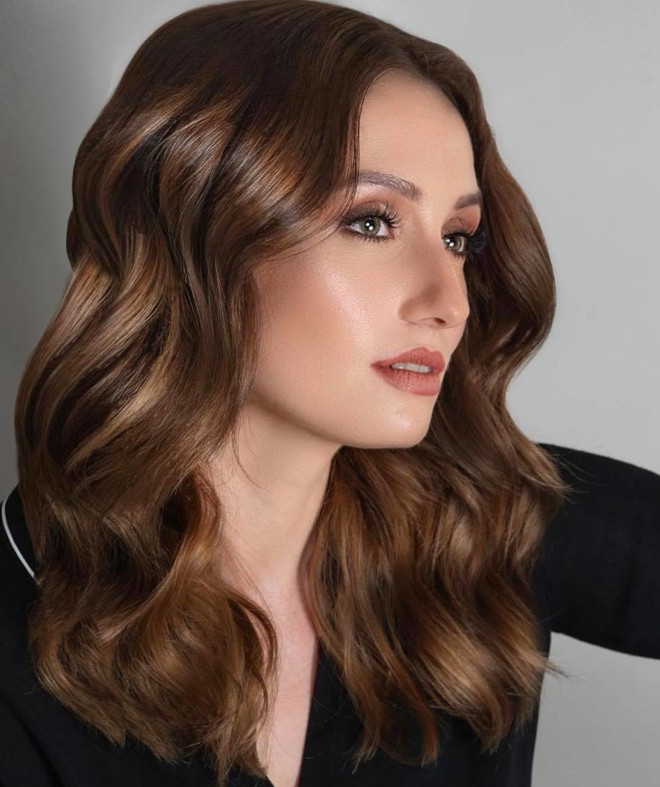 refresh your look in 2021 with the chestnut brunette hair trend