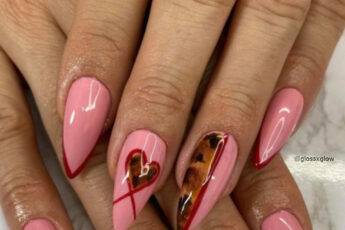 DIY Valentine’s Day Nail Designs that You’ll Love no Matter Your Relationship Status