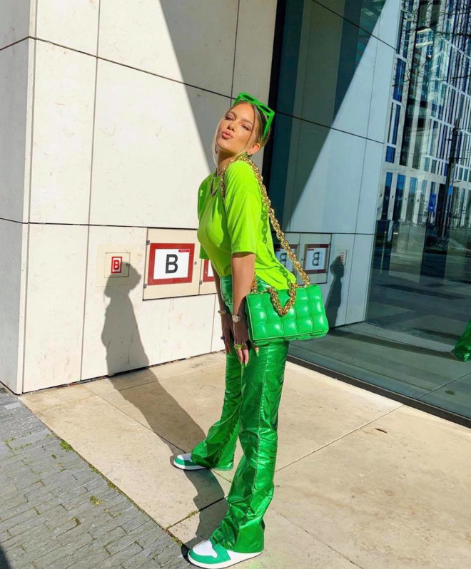 go green - fashionista-approved ways to embrace the green outfits trend