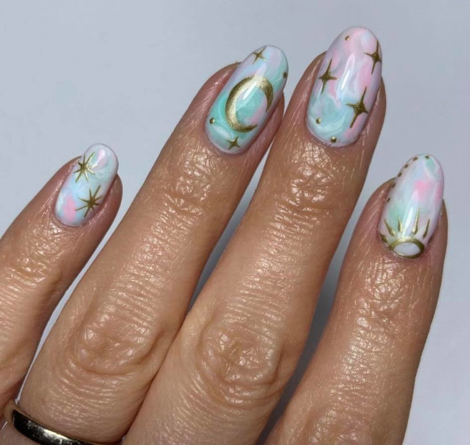 spice up your look with these spring star nail designs