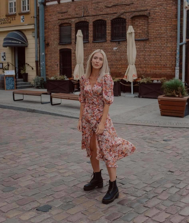 the fashion crowd swears by these dress trends & styling tricks