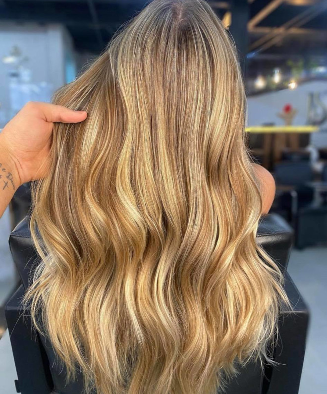 these golden blonde hair colors will add sunny vibes to your look ahead of spring