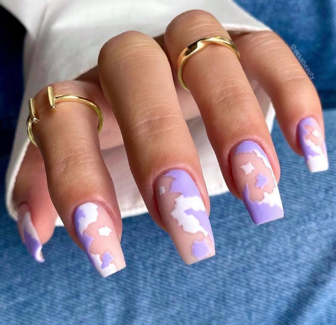 refresh your spring looks with pastel nails