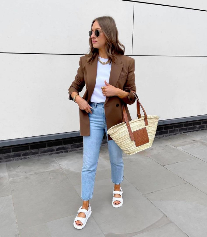shirt and jeans outfits that look ultra chic & stylish