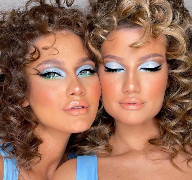 tropical makeup will give you all the vacay vibes ahead of summer