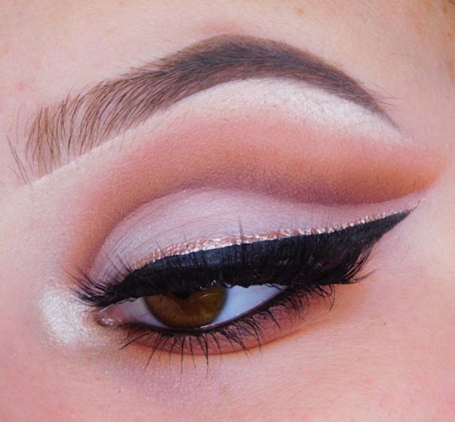 The Fall Makeup Looks That Are All Over Social Media
