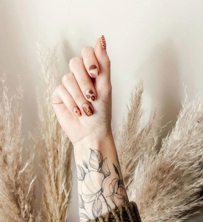 The Hottest Fall nail Trends that Will Steal the Show