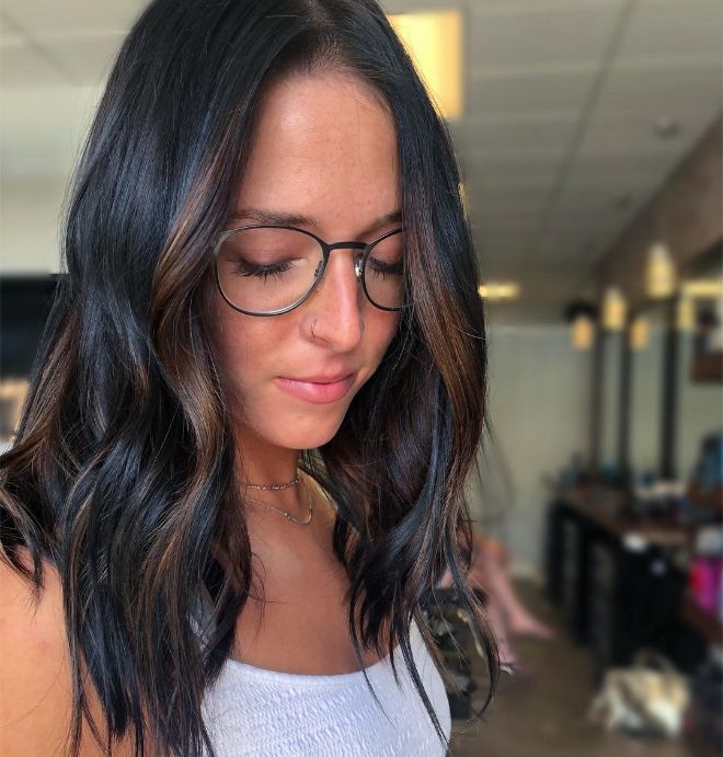 Lighten Up Your Hair For Thanksgiving With These Balayage Ideas