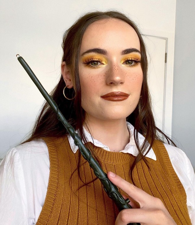 Secure Admission to Hogwarts with These Glamorous Makeup Looks