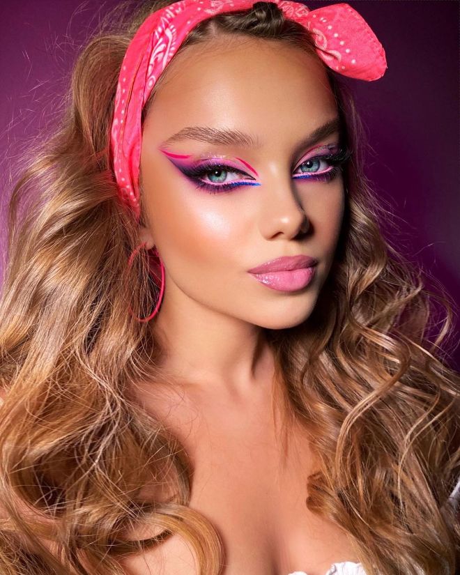Show Off Your Diva Style With These New Year's Makeup Ideas