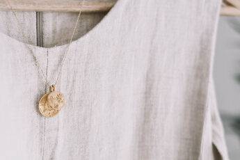linen-blouse-with-necklace