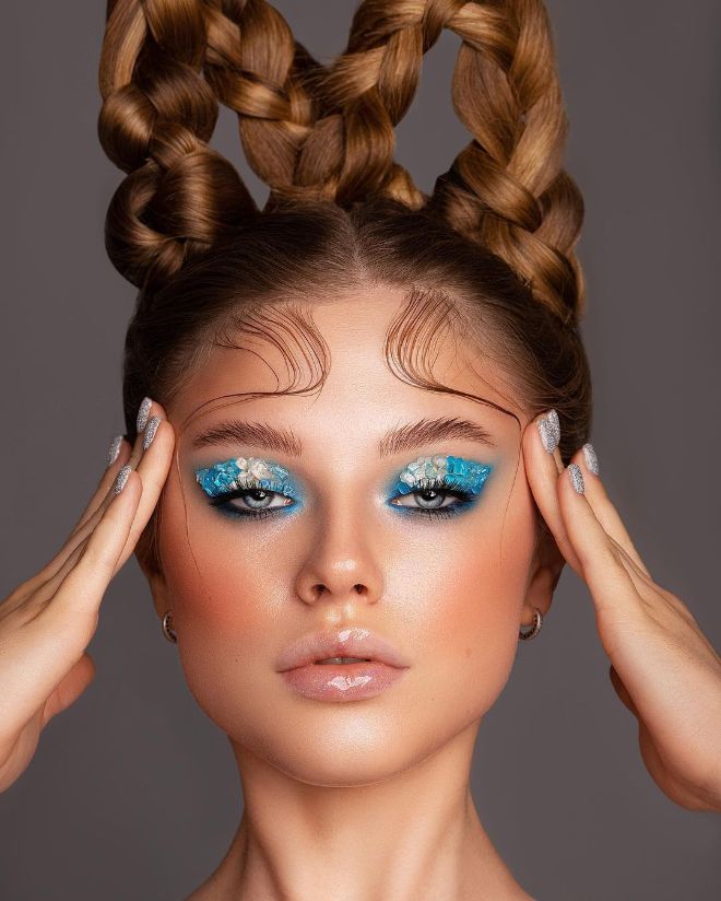 Ditch The Basic Eye Makeup Trend For The Graphic Eye Makeup Trend