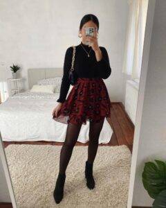 Sexy Skirt Outfit Ideas To Wear In All Seasons