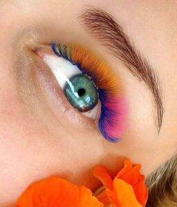 Even Your Lashes Need To Shine Now! Try These Hot Inspirations On Colorful Eyelashes