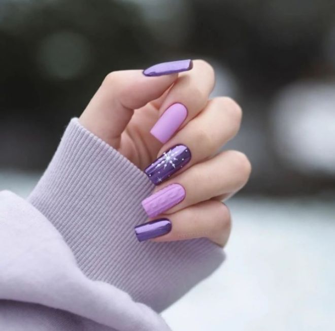 Get On Trend By Painting Your Nails In Pantone’s ‘Very Peri’