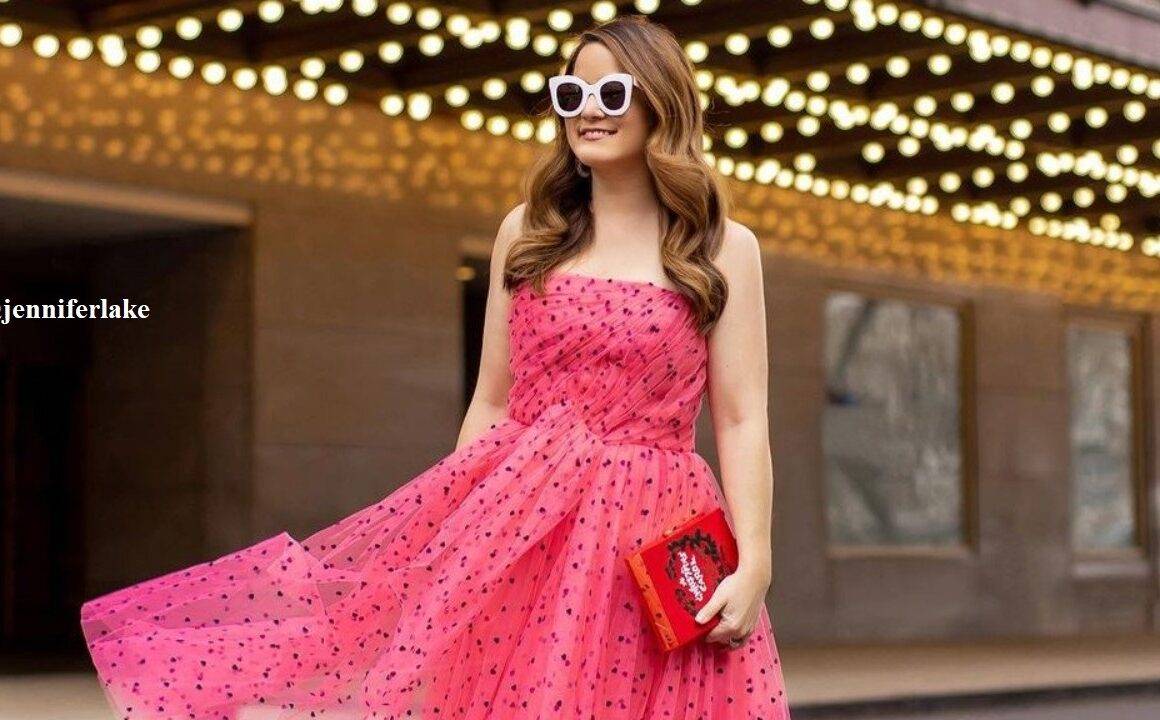 Take Your Valentine's Day Game To The Next Level These Sexy Valentine's Day Dresses